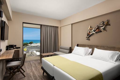 Deluxe_Sea_View_1